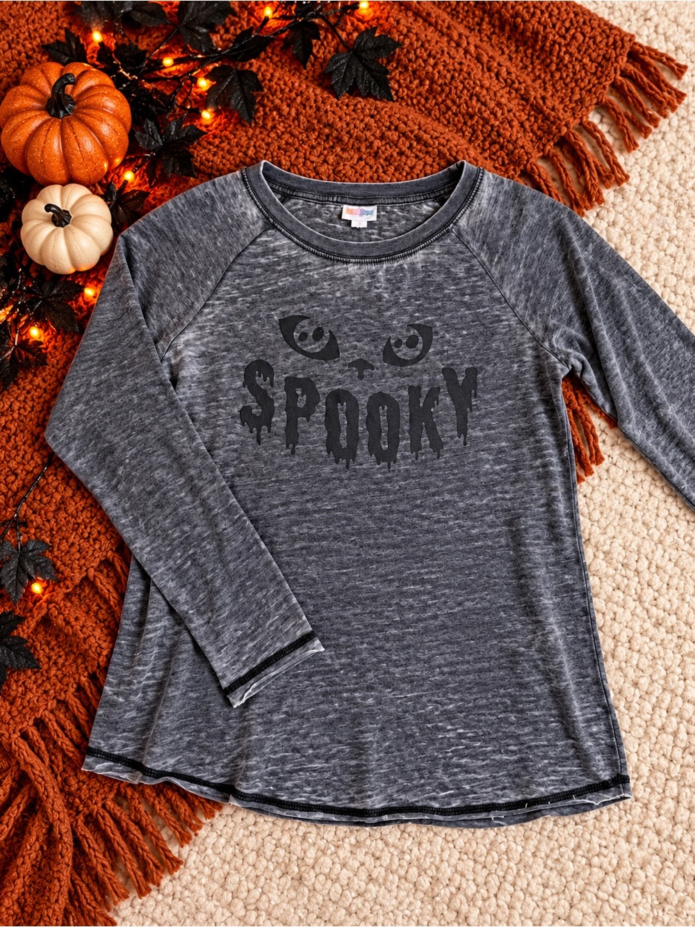 LuLaRoe Julie Wicked Cute Spooky Cat Burnout Halloween Top Small